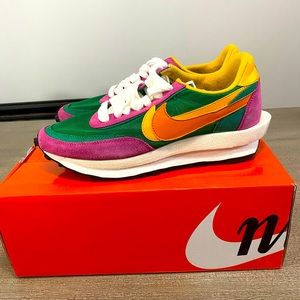 Nike LDWAFFLE SACAI men 9.5 women 11 Green,yellow, purple red